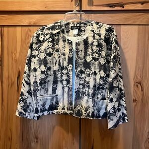 Venus, navy in taupe colored jacket, three-quarter sleeves lined e/pockets